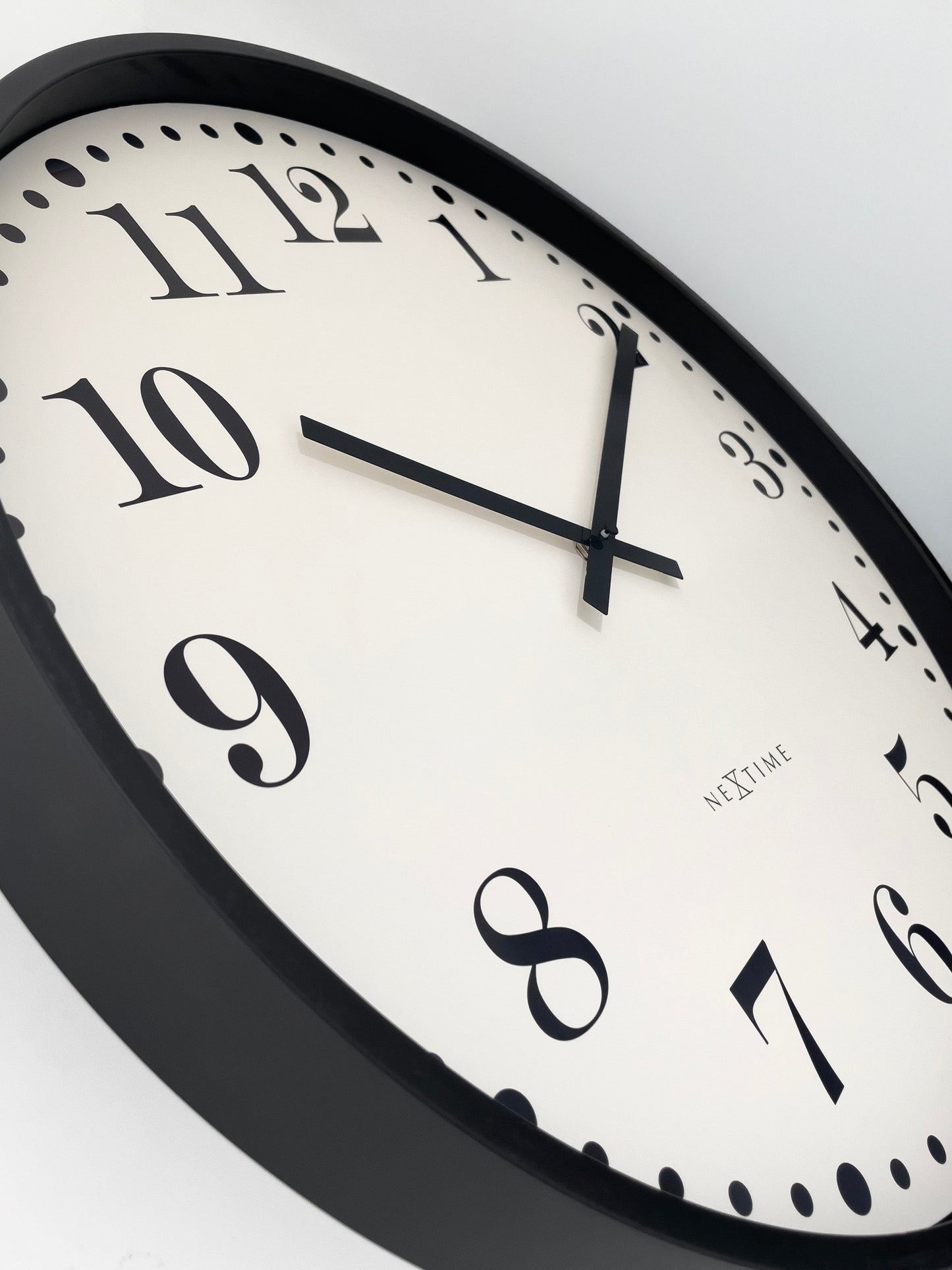 Wall clock 50cm-Silent-Black/White-Plastic-NeXtime 'Dickens Large'