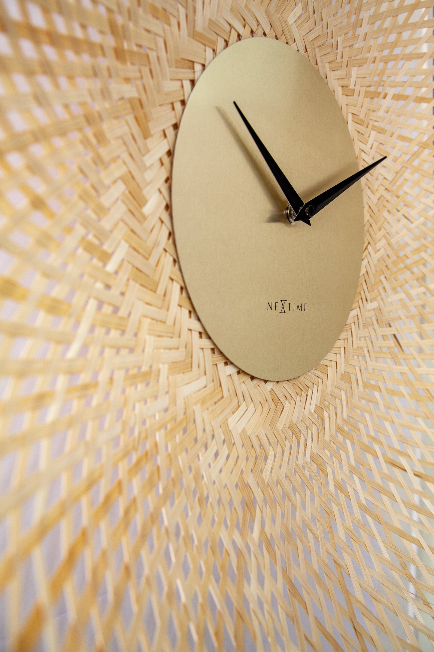 Wall clock 60cm-Silent-Brown/Black-Bamboo-NeXtime 'Vortex'