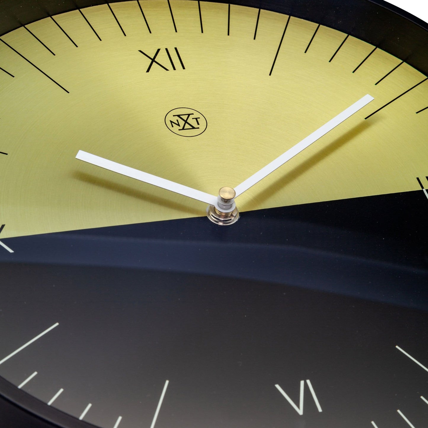 Wall clock - 30 cm - Metal - 'Half'