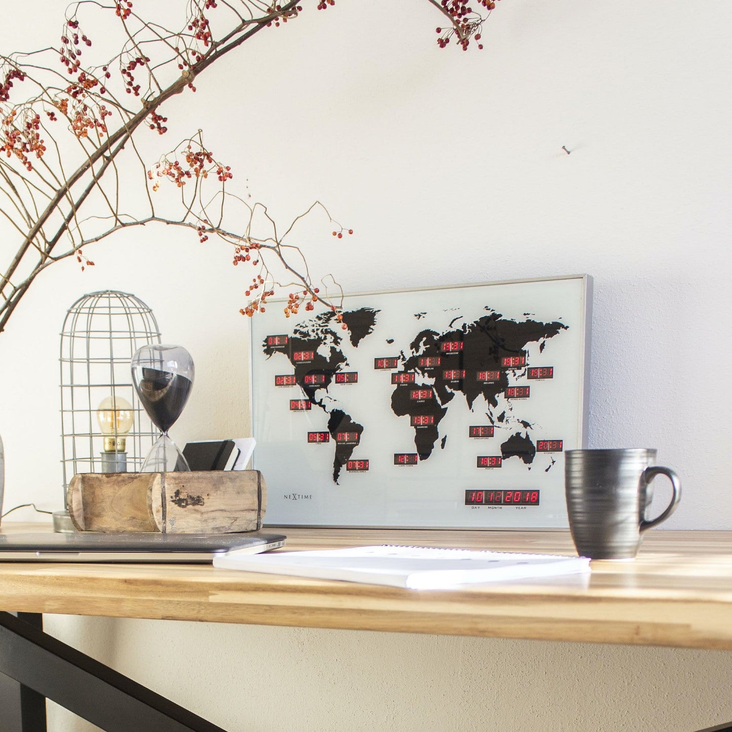 Wall clock - 55 x 36 x 4 cm - Glass - Aluminum - World time clock - 'World Time Digit'