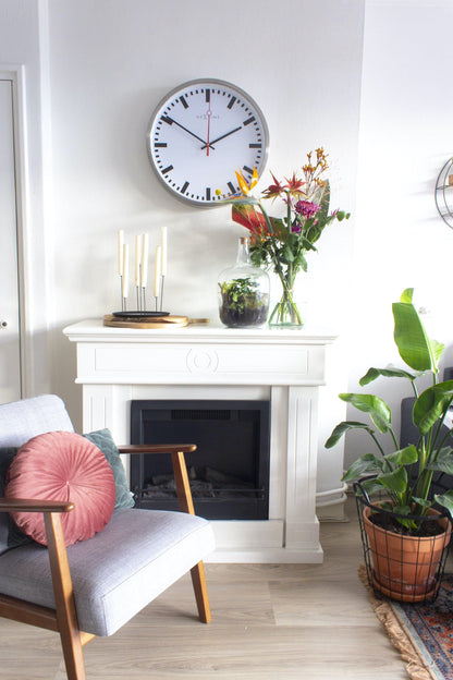 Wall clock-  55 cm - Aluminium - 'Super Station Stripe'