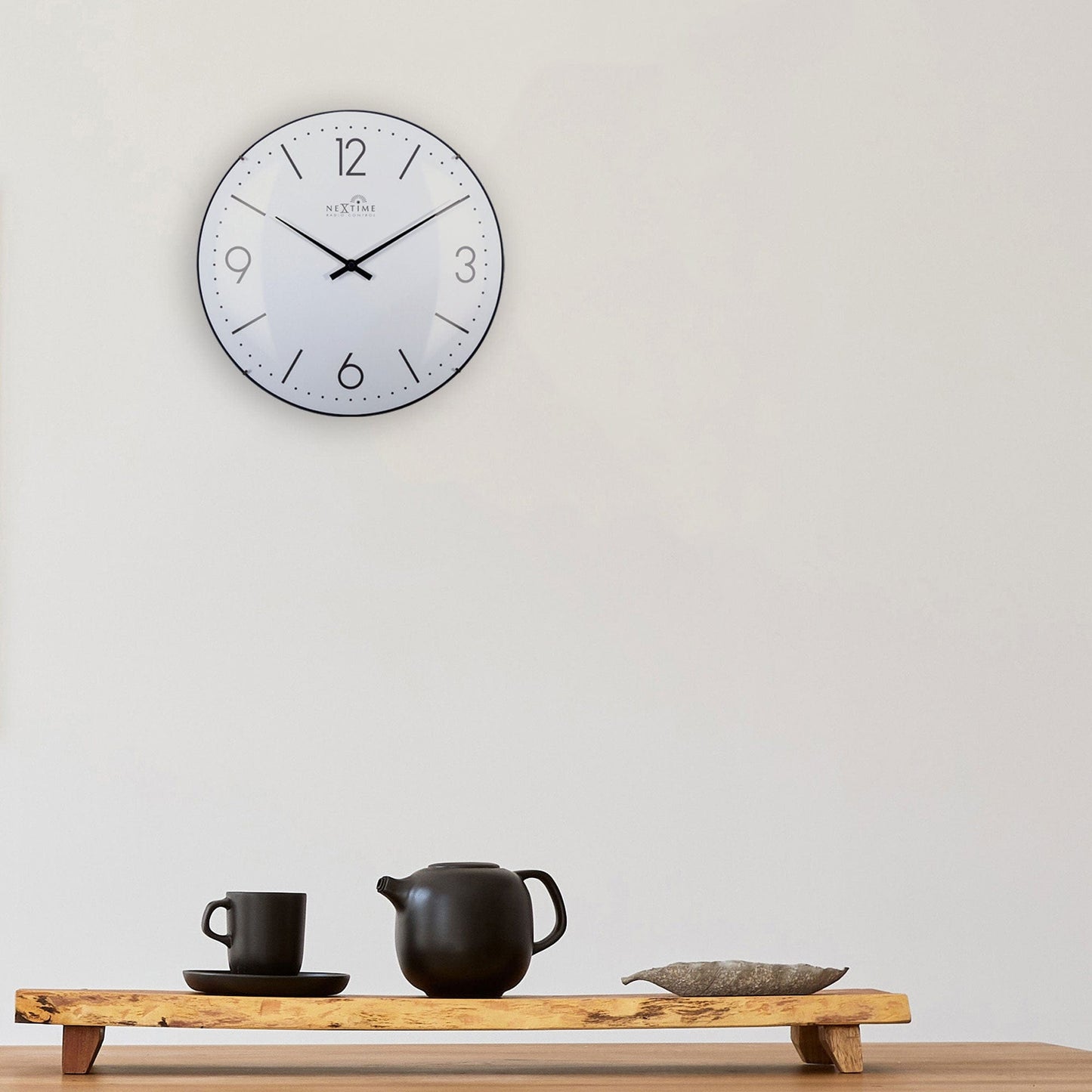 Wall clock 35cm-Radio Controlled (DCF)-Dome Glass- "Atomic"