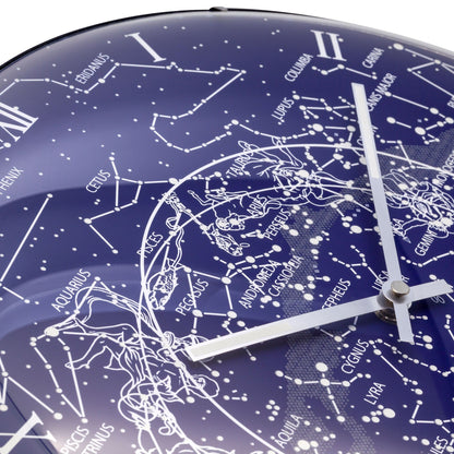 Wandklok van 35 cm van NeXtime Clocks met dome van glas, glow-in-the-dark 'Milky Way dome' met sterrenmotief.