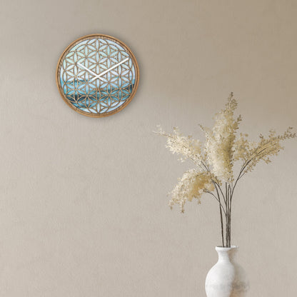 Groene houten wandklok van 40cm van NeXtime Clocks, stille klok met modern ontwerp en natuurlijke uitstraling.
