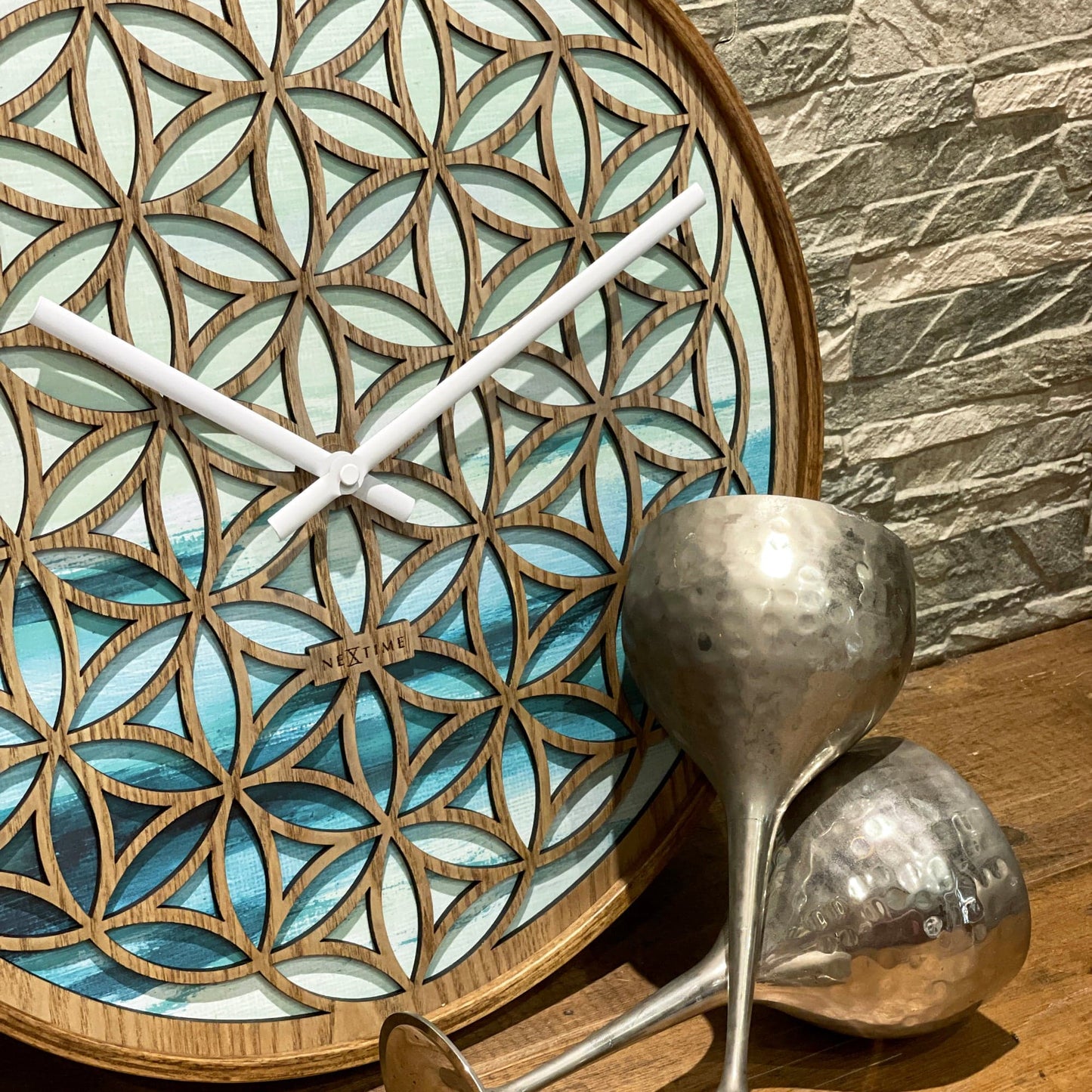 Wall clock 40cm - Silent - Green - Wood  -"Concord"