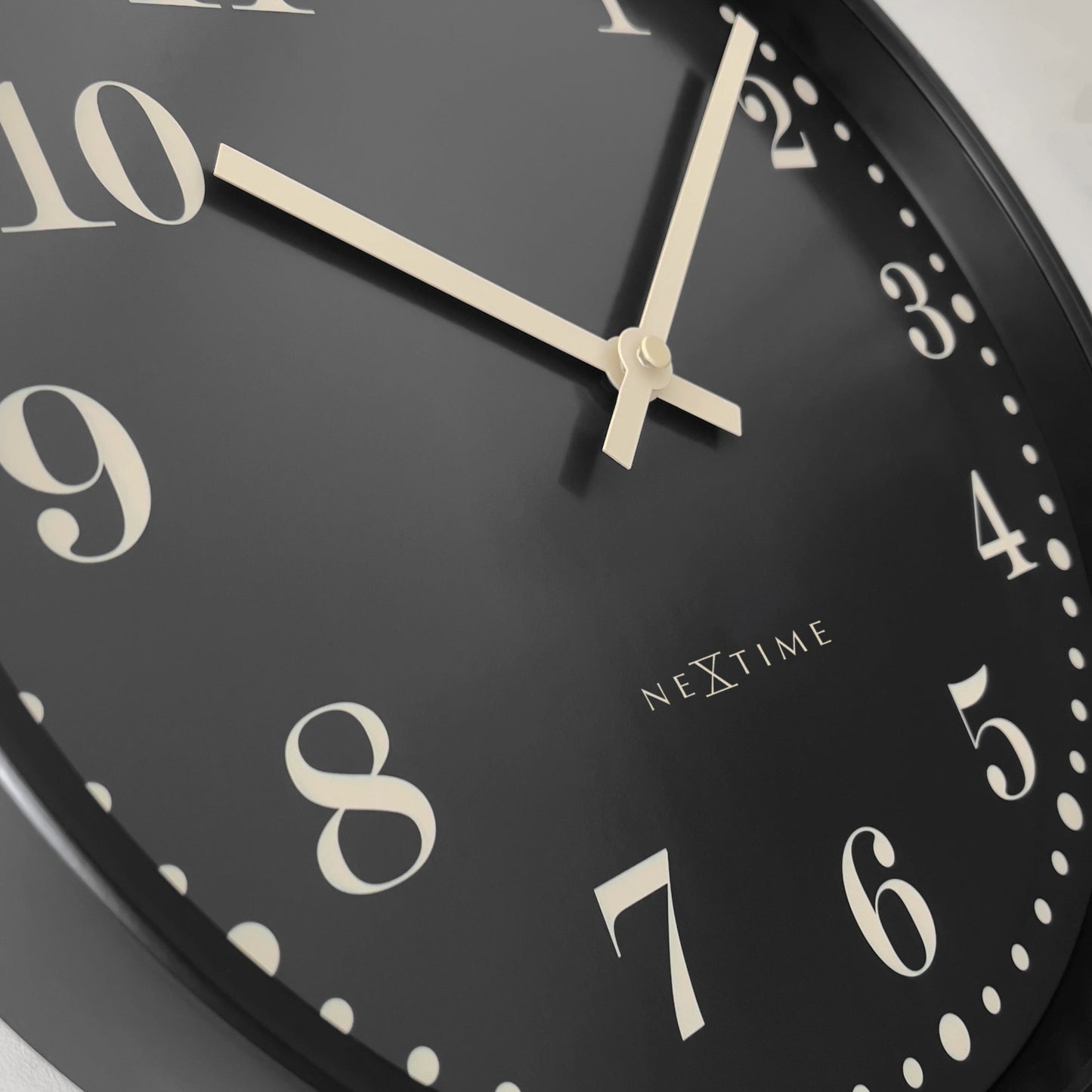 Wall clock 30cm-Silent-Black/White-Plastic-NeXtime 'Dickens'