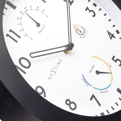NeXtime Clocks Garden Clock with Daisy design, 25.5 cm weatherproof wall clock for outdoor use, detailed view.