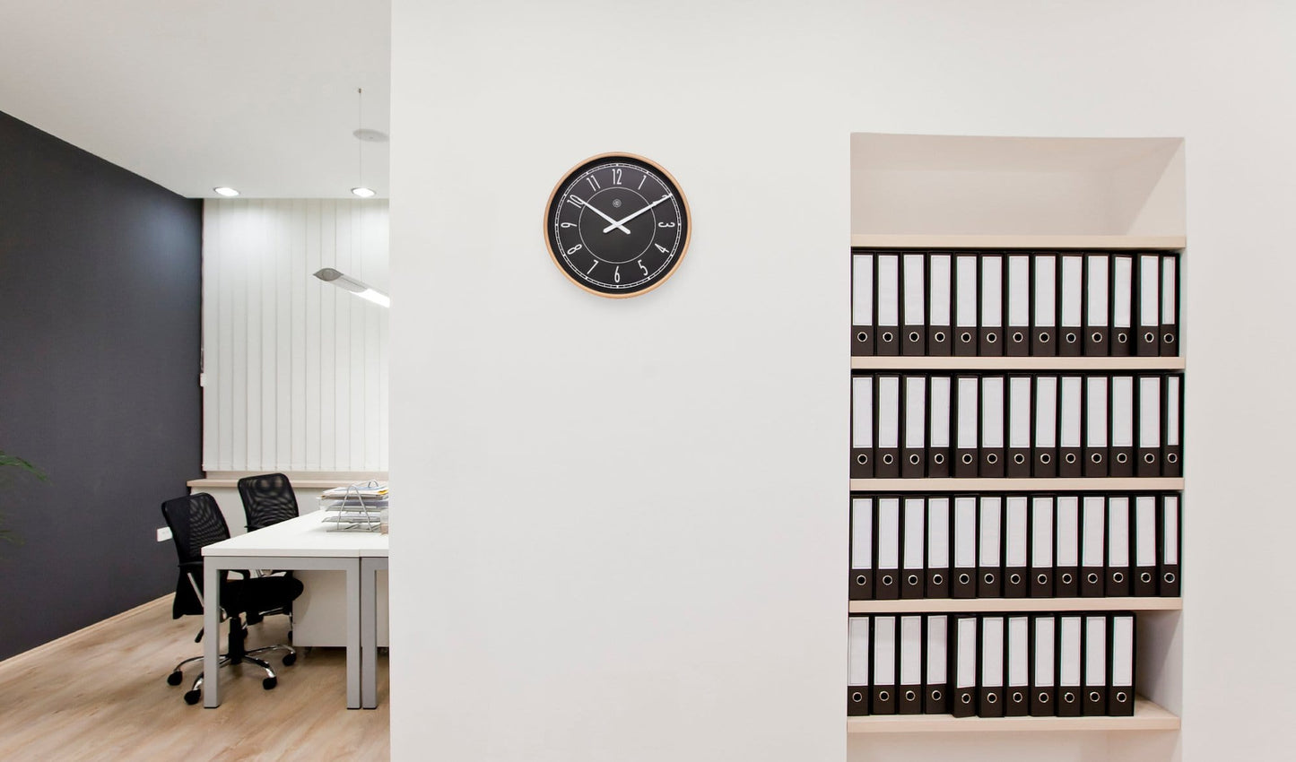 Wall clock -  30 cm - Plastic - Matt Rose - 'Jason'