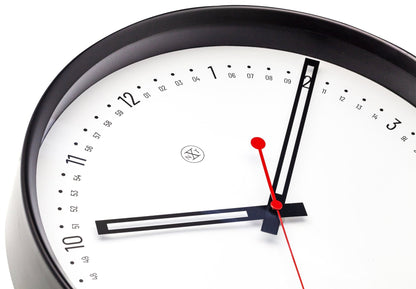 Wall clock -  30 cm - Plastic - 'Sweden'