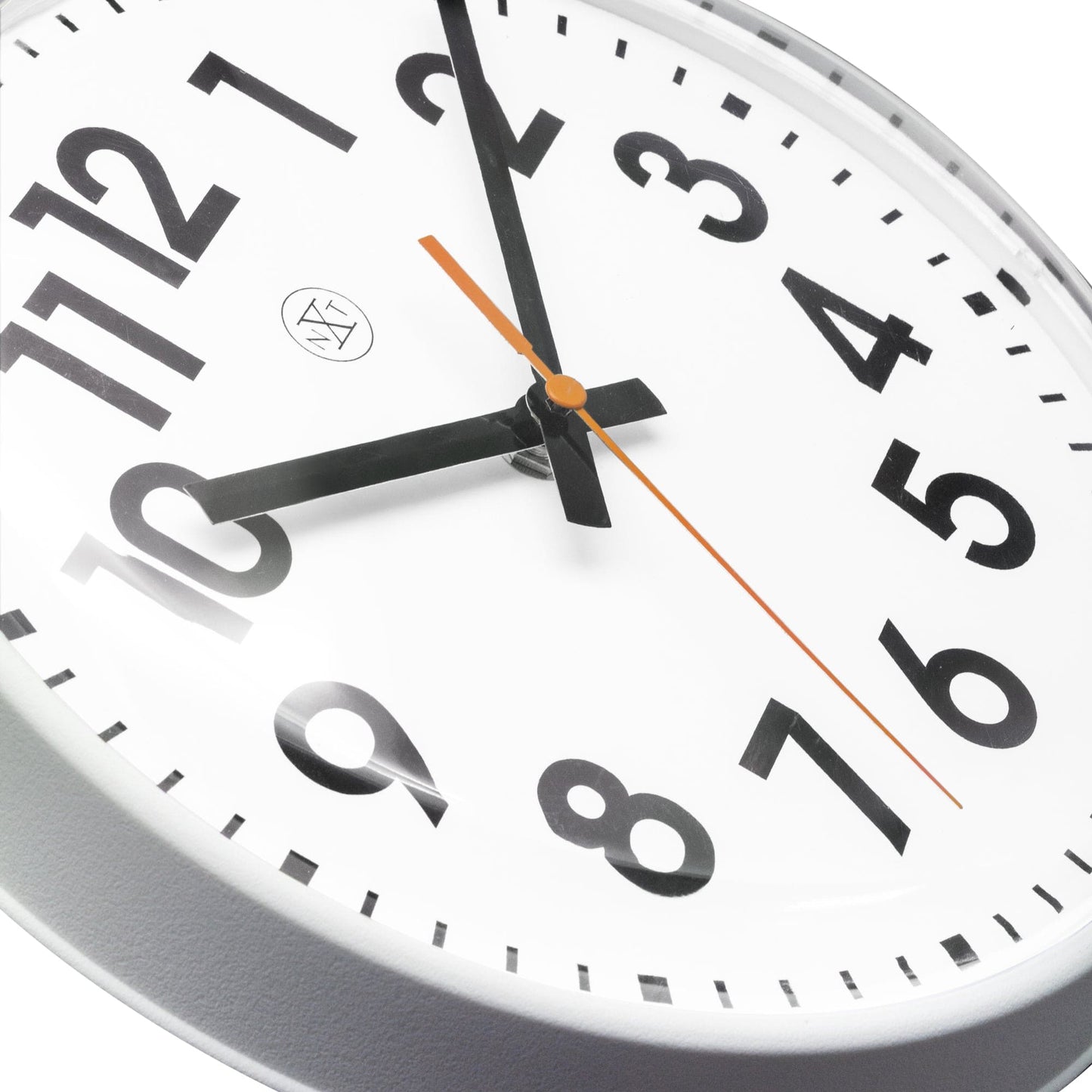 Wall clock 26cm - Silent - Plastic -"Peter"