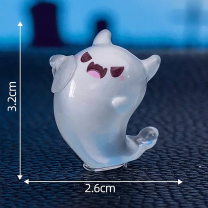 Glow In The Dark Ghosts - 6pcs - 2,5 - 3,5 cm